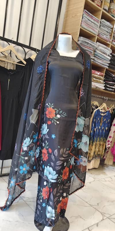 need sales girl or sales boy for ledy cloth shop