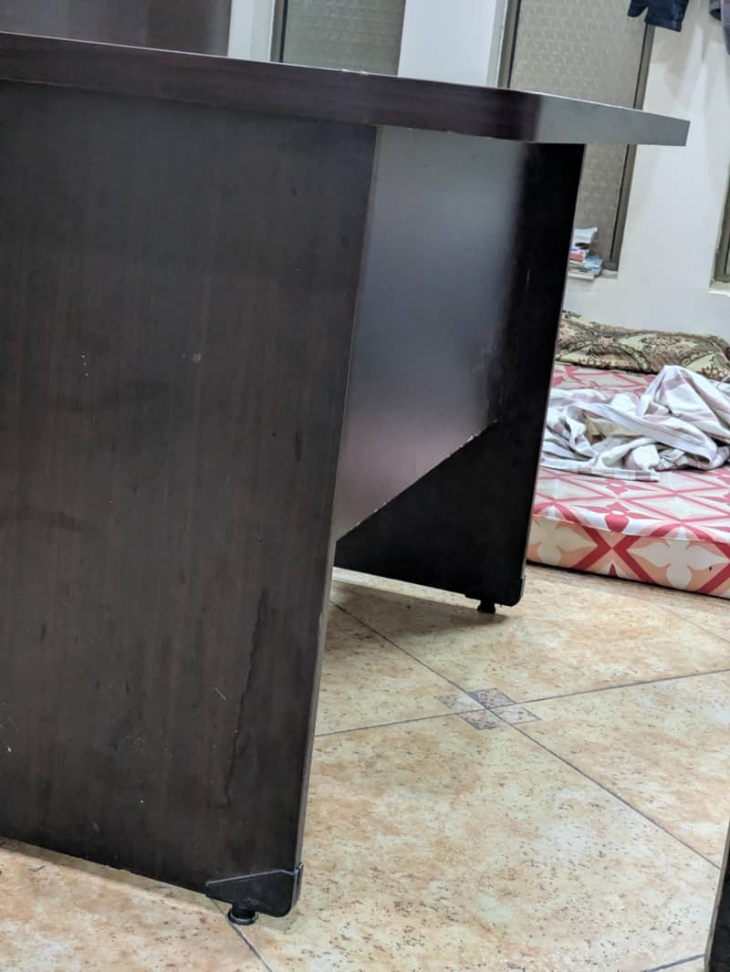 Computer Table / Study Table 5