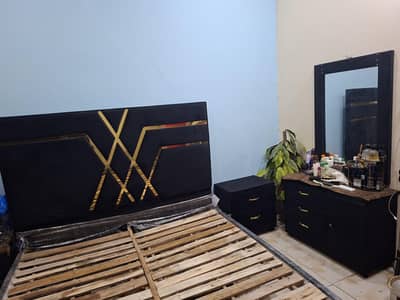 Bed set for sale