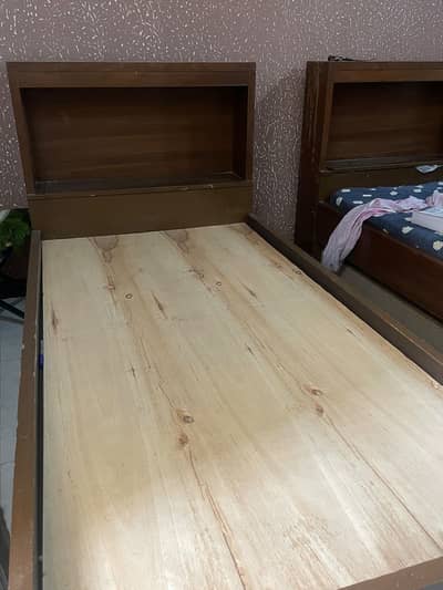 Wooden 3 single bed set