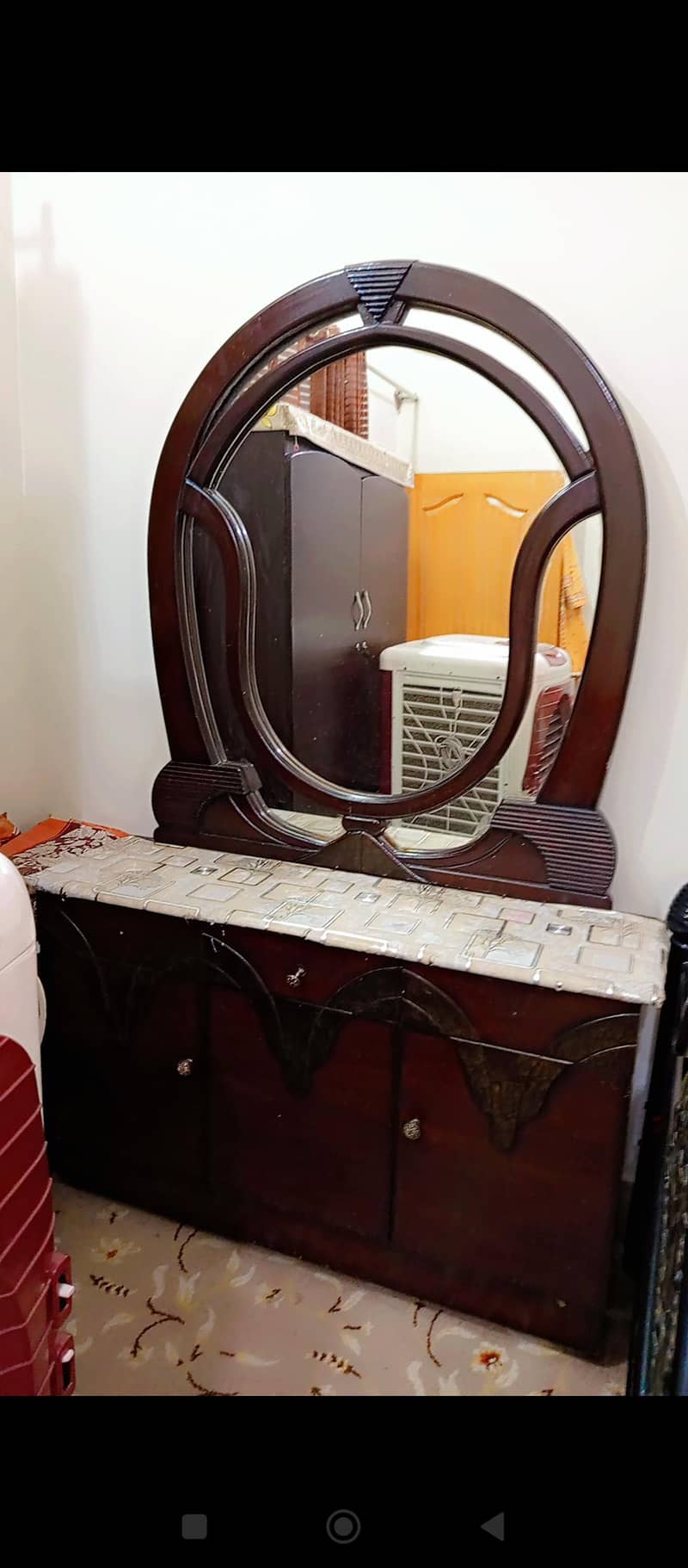 dressing table 0