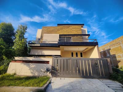 10 Marla Beautiful Double-Story 7 bed rooms ground plus 1 E -16 Islamabad