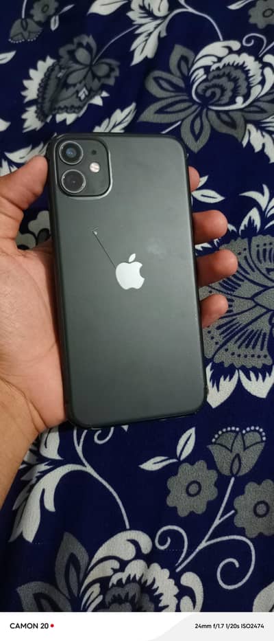 iPhone 11  memory 128 gb 10/9