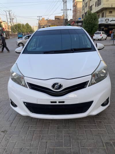 Toyota Vitz 2013