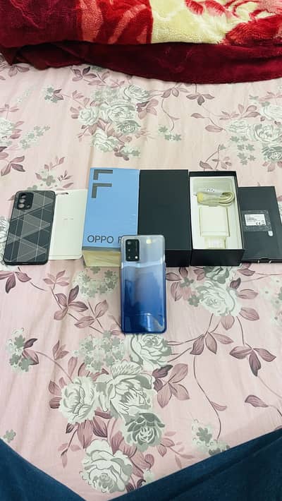 Oppo f19 6/128 with complete accessoriese