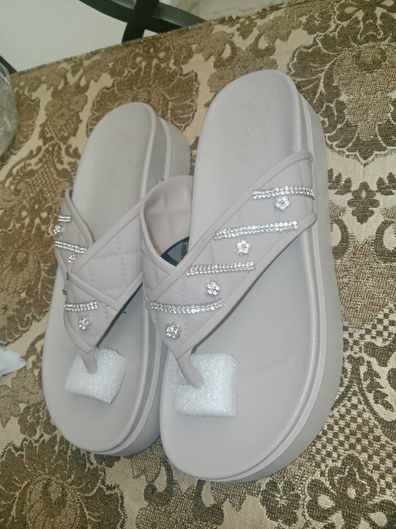 rough chappal 2