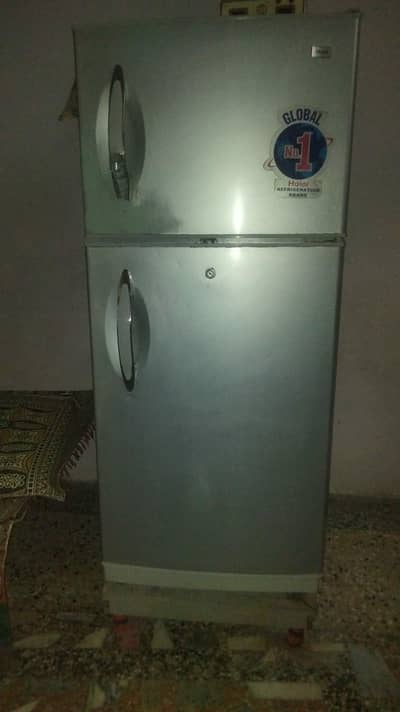 HAIER REFRIGERATOR HRF 320