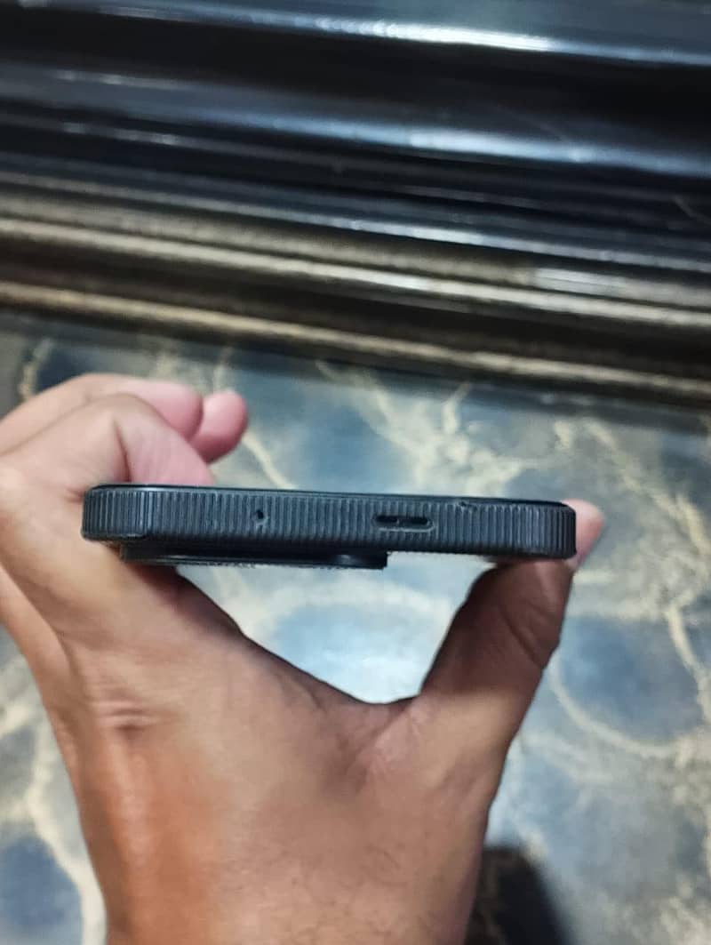 One Plus 15.12/512GB 3