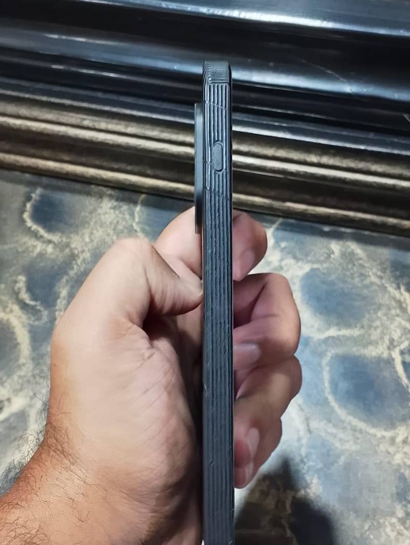 One Plus 15.12/512GB 5