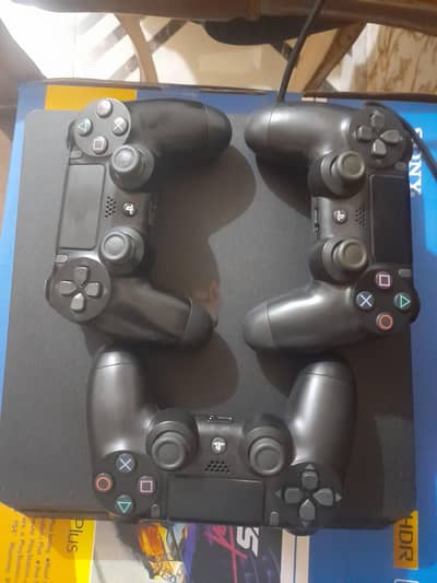 PS4 slim 1tb
