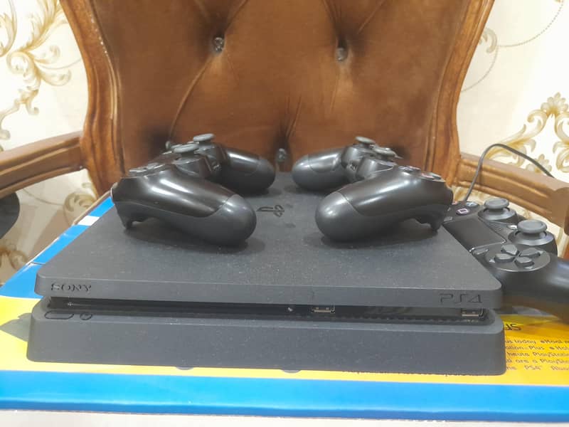 PS4 slim 1tb 2