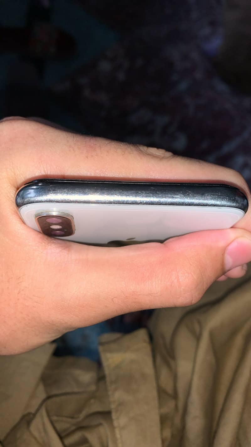 Apple iPhone X 1