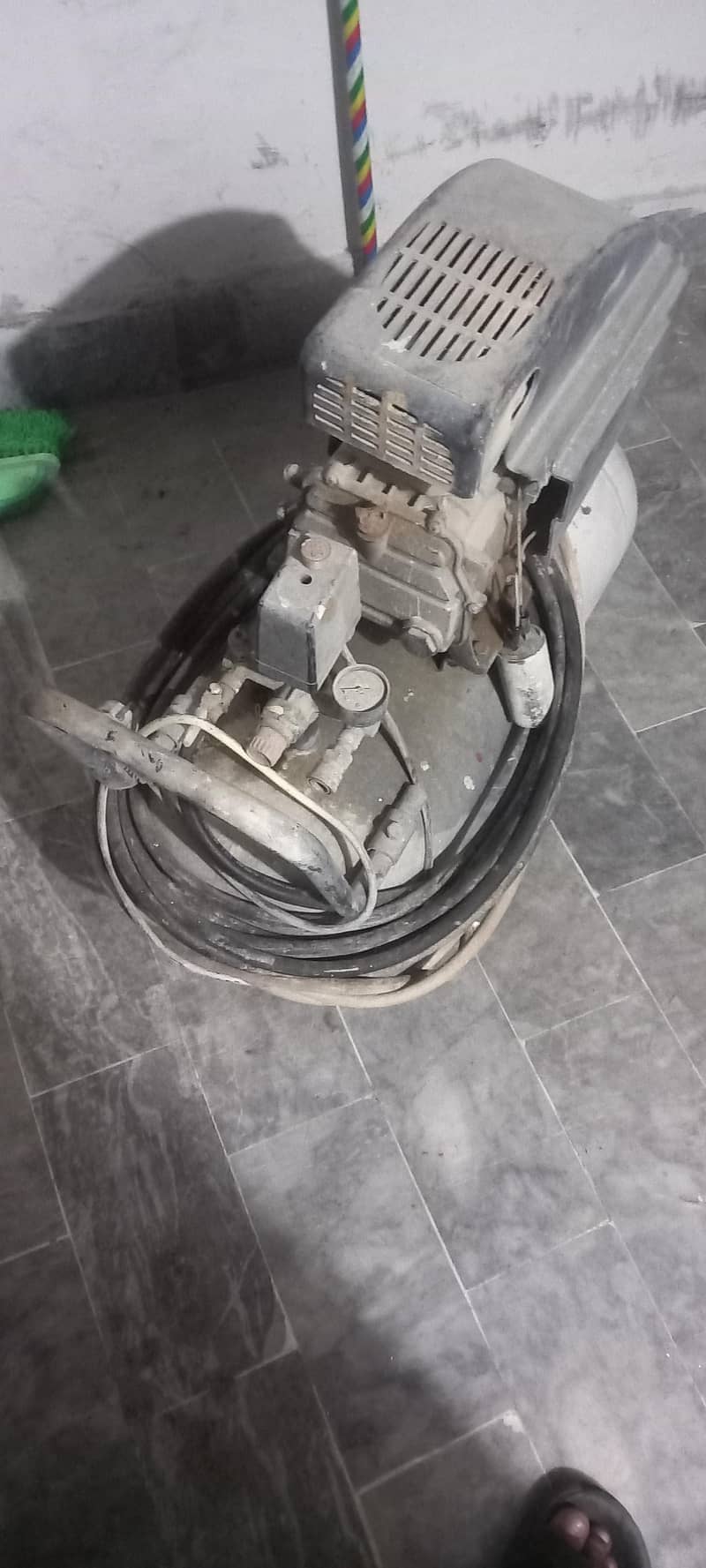 Air Compressor 0
