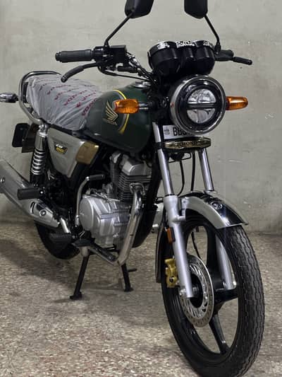 Honda cg150 2025 model ( 2700 used only )