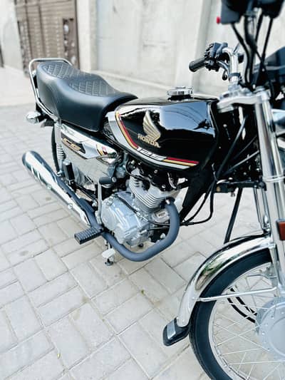 Honda CG 125 Self Start Speacial Edittion