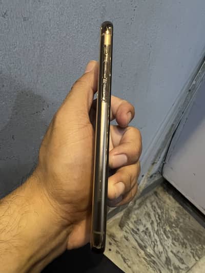 Apple iPhone 11 Pro