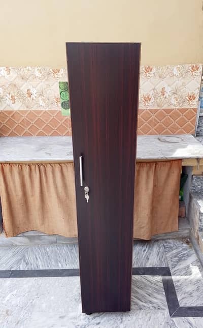‎5x1 feet size cupboard rack  bedroom cabinet only family color brown,