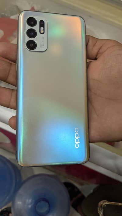 OPPO Reno6