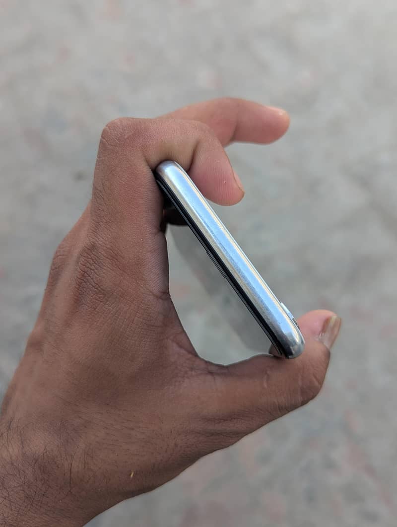 Apple iPhone X 1