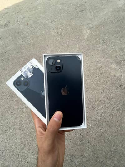 Apple iPhone 13 jv