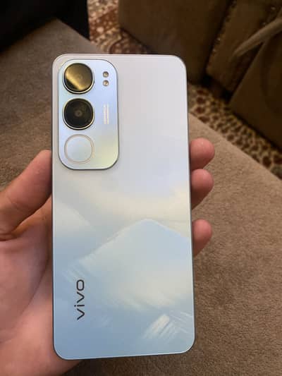 Vivo y19s