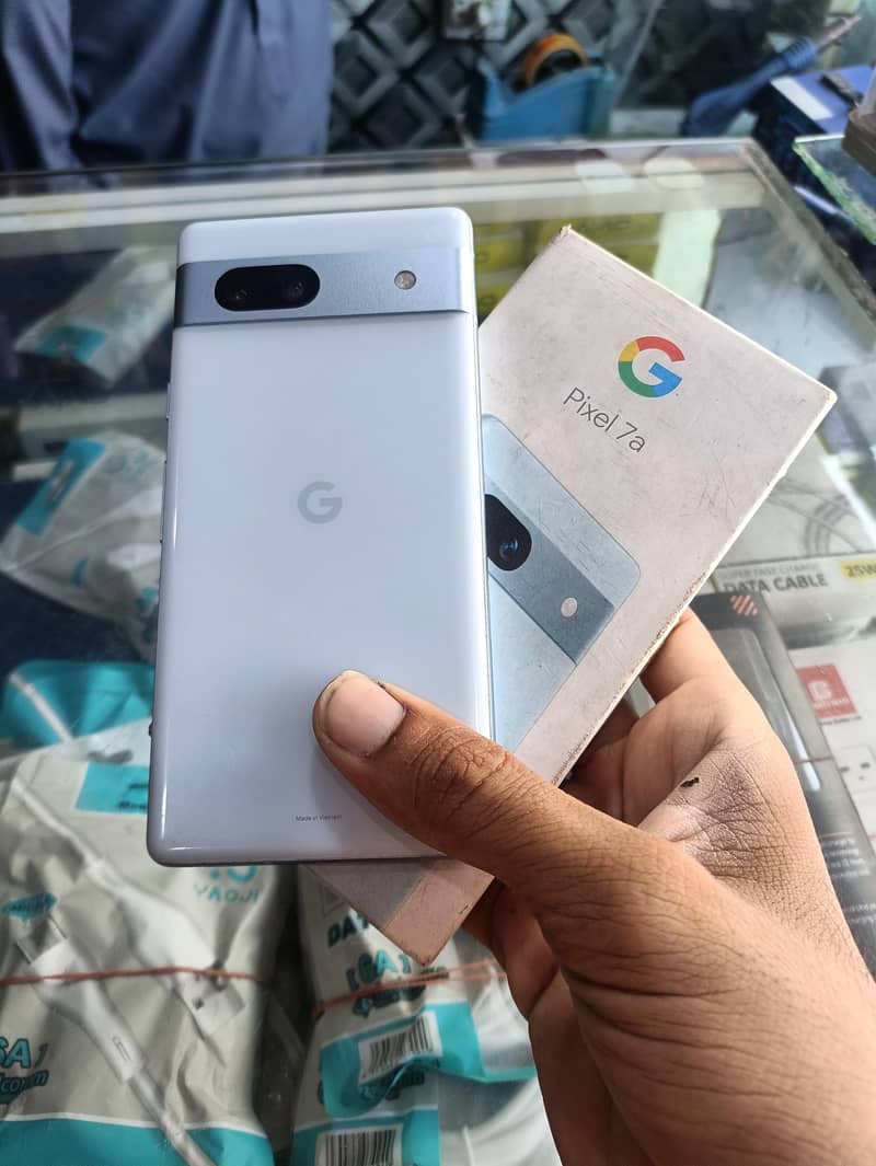 Google Pixel 7a 4