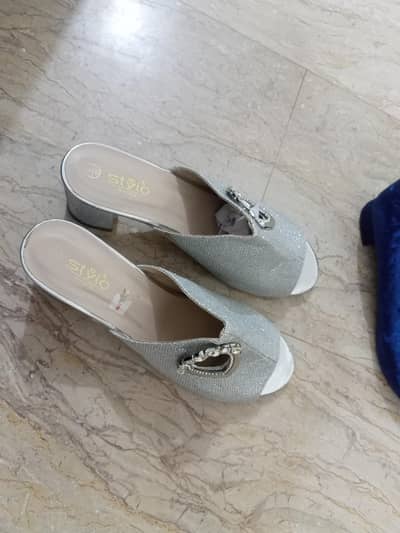 silver heel Stylo