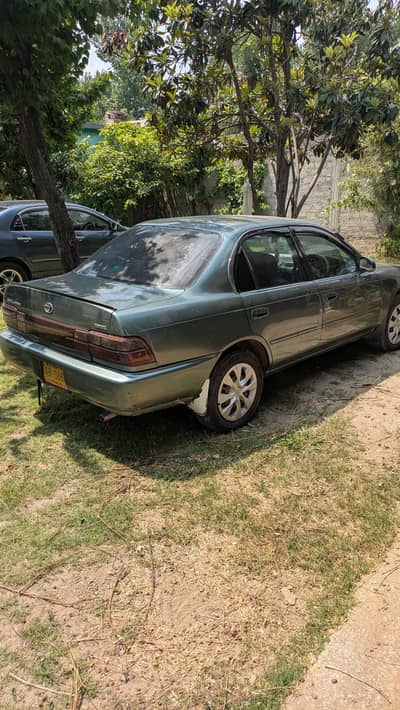 Toyota Corolla xe 1995 modal
