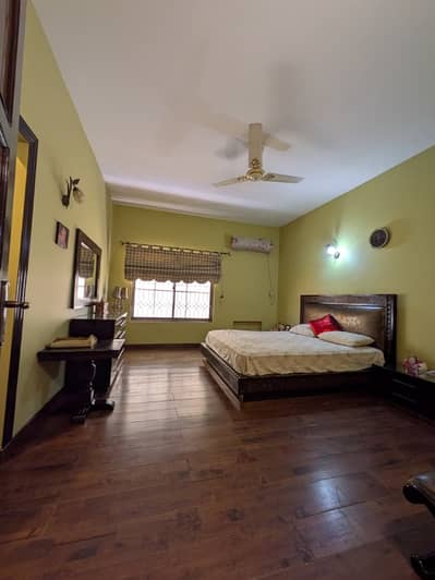 01-Kanal 5-Bedroom'S Fully Renovated House Available For Sale In DHA Phase-3 Lahore.