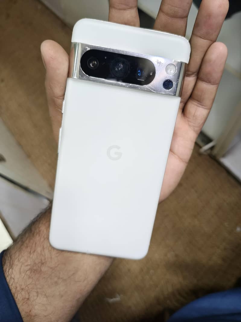 Google Pixel 8 Pro 0
