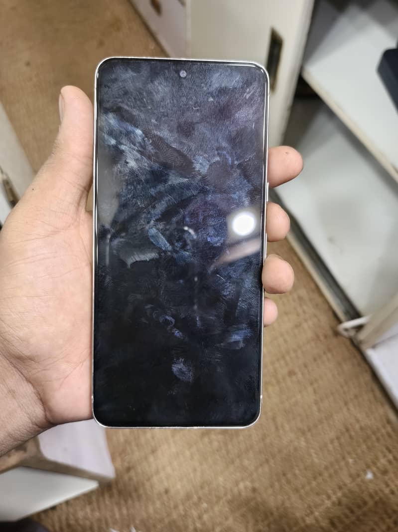 Google Pixel 8 Pro 2