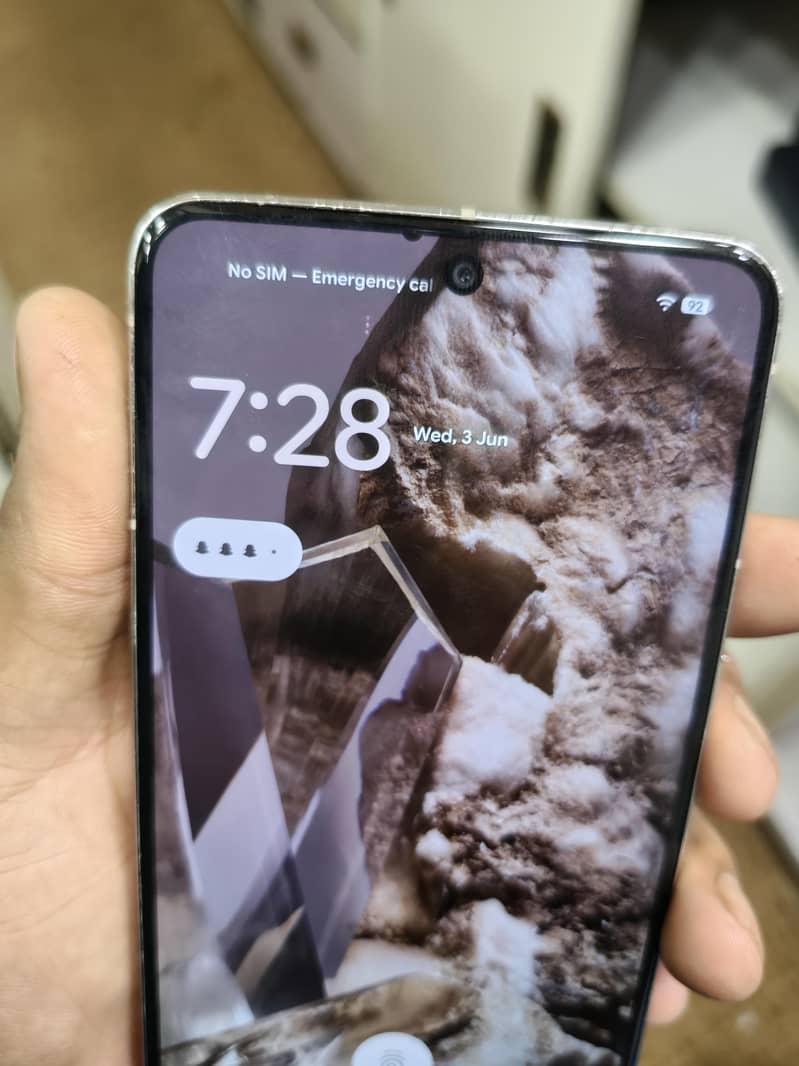 Google Pixel 8 Pro 3