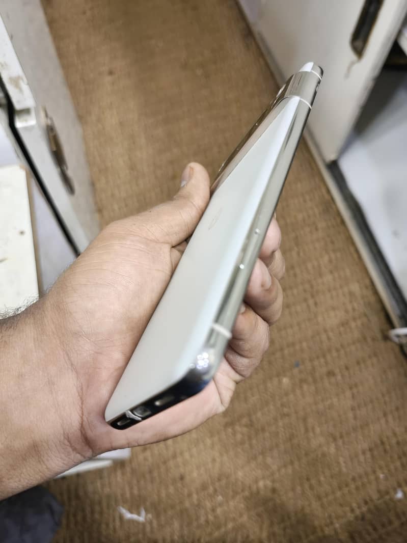 Google Pixel 8 Pro 8
