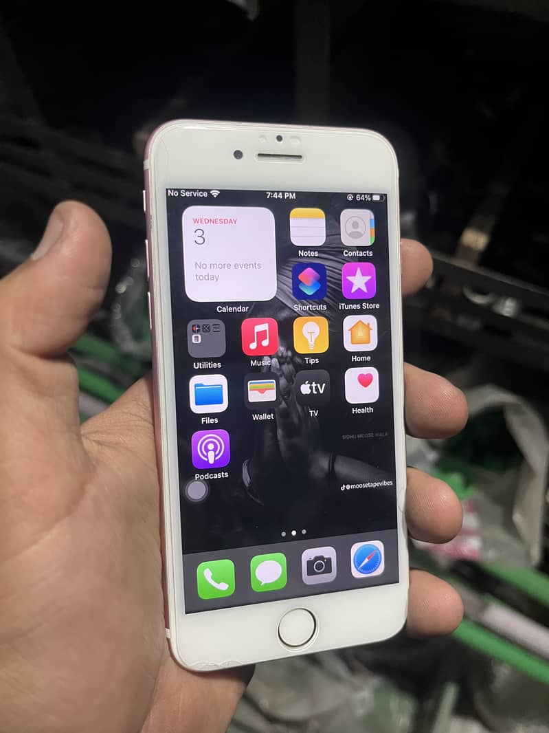 Apple iPhone 7 10