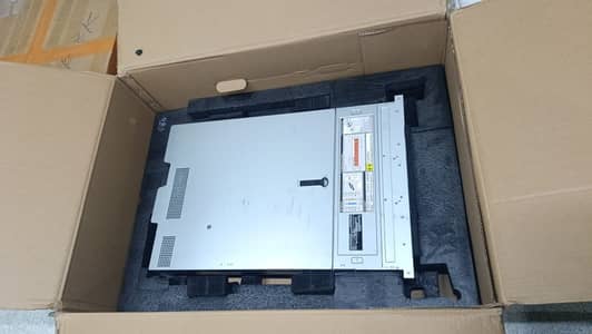 Dell PowerEdge R760xs Server New Box Pack