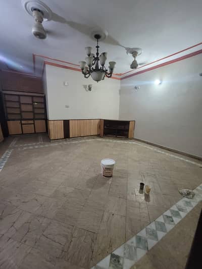 10 Marla Beautiful House For Rent