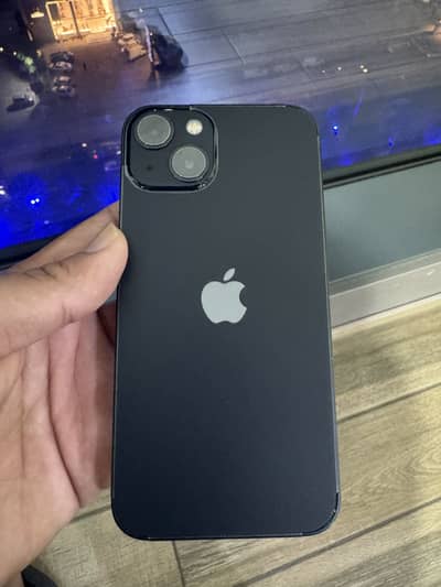Apple iPhone 13