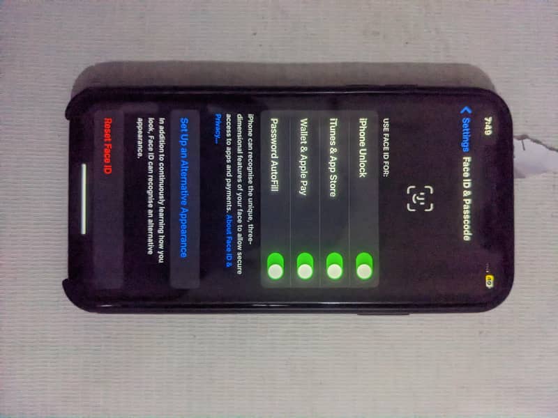 Apple iPhone X 6