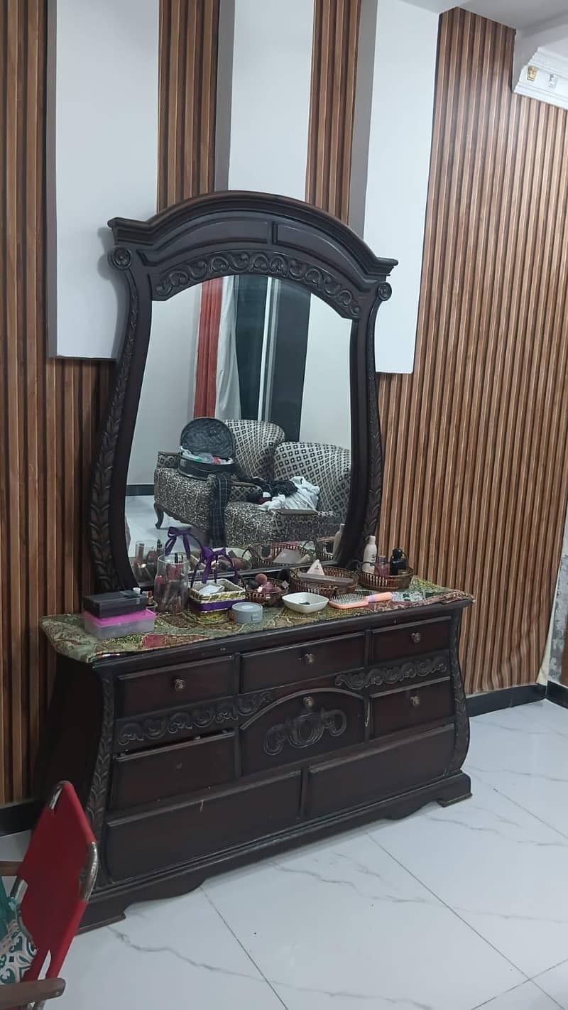Dressing Table 1