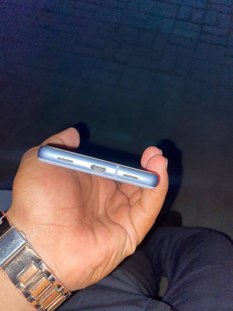Google Pixel 7a 4