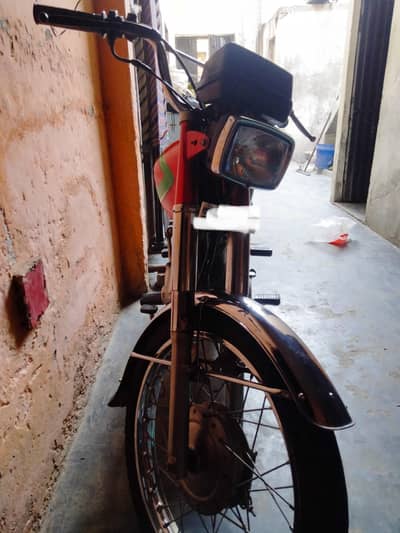 Honda 125 2013 model urgent for sale