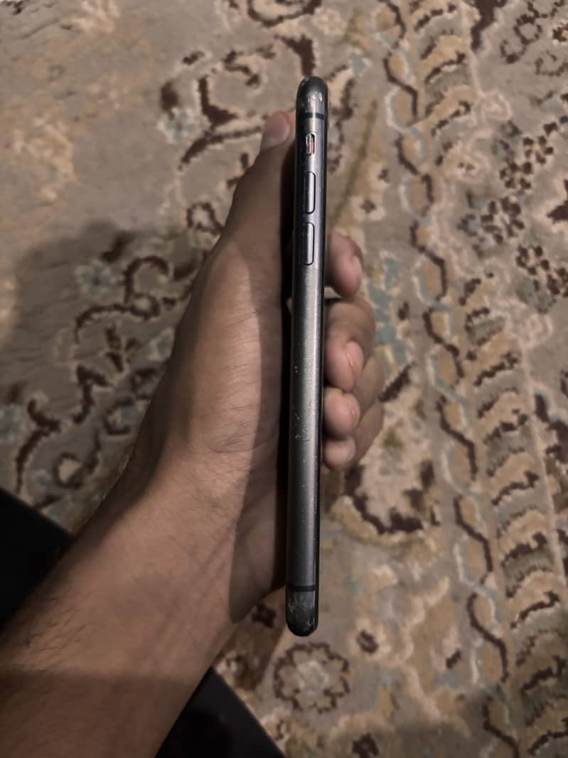 iPhone 11 1