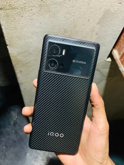 Vivo iQOO 9 Pro