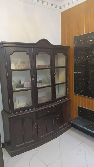 DIVIDER FOR CROCKERY