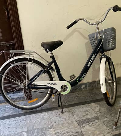 Almost new imported Cycle with Basket