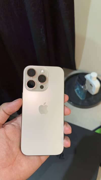 Apple iPhone 16 Pro FU