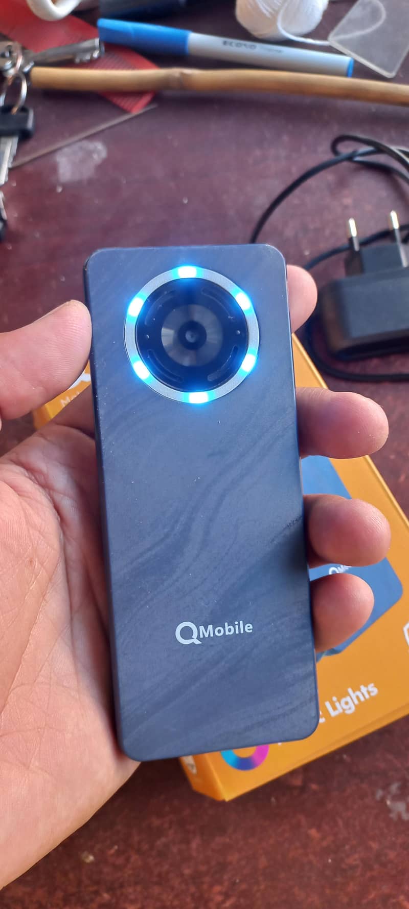 QMobile E4 Big 3