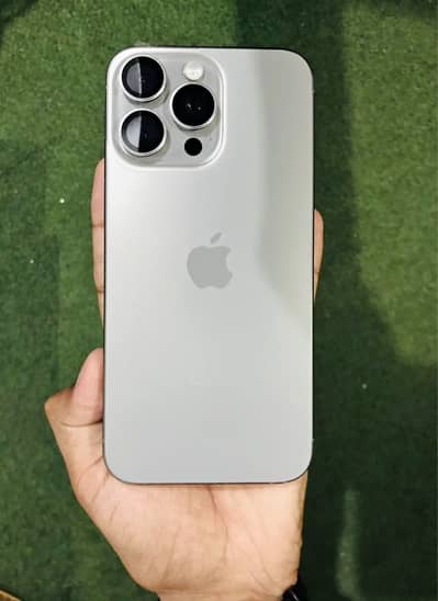 Apple iPhone 15 Pro Max