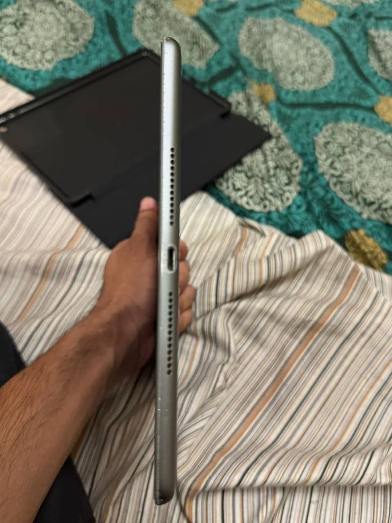Ipad 7th Generation 1
