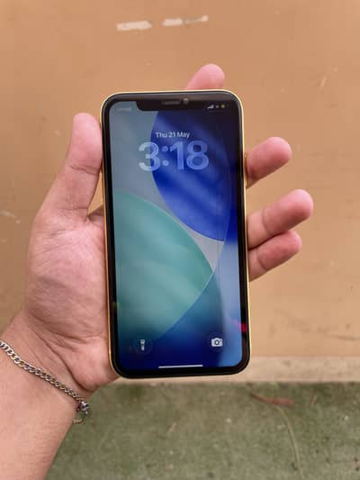 Apple iPhone 11